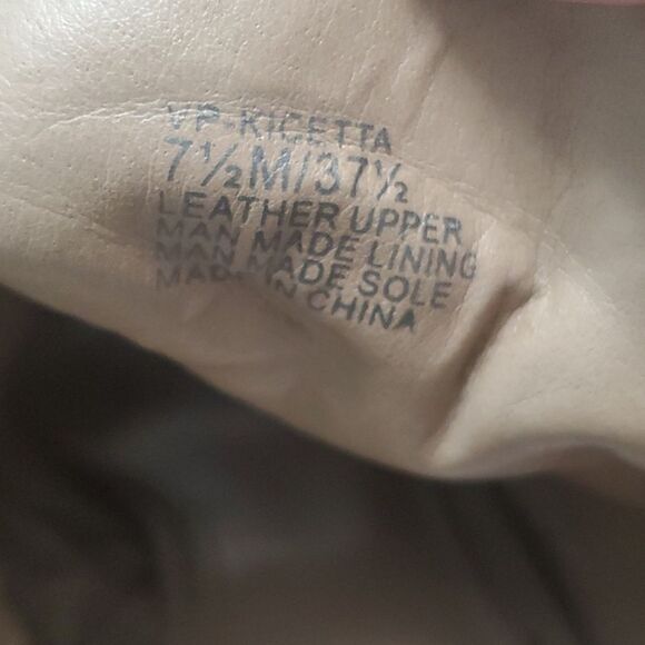 Vince Camuto Women's Leather French Taupe Kicetta Boot, sz 7.5 - Picture 11 of 12